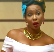 Yemi Alade - Kissing (Music Video)