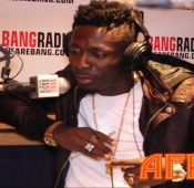 VIDEO: "Most Ghanaian Artists Are Broke and Borrow Clothes And Cars" – Shatta Wale
