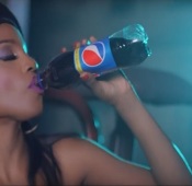 Seyi Shay Ft Olamide - Pack and Go (Music Video)