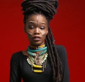 VIDEO Suzziah - Piga Mdomo (Official Video)